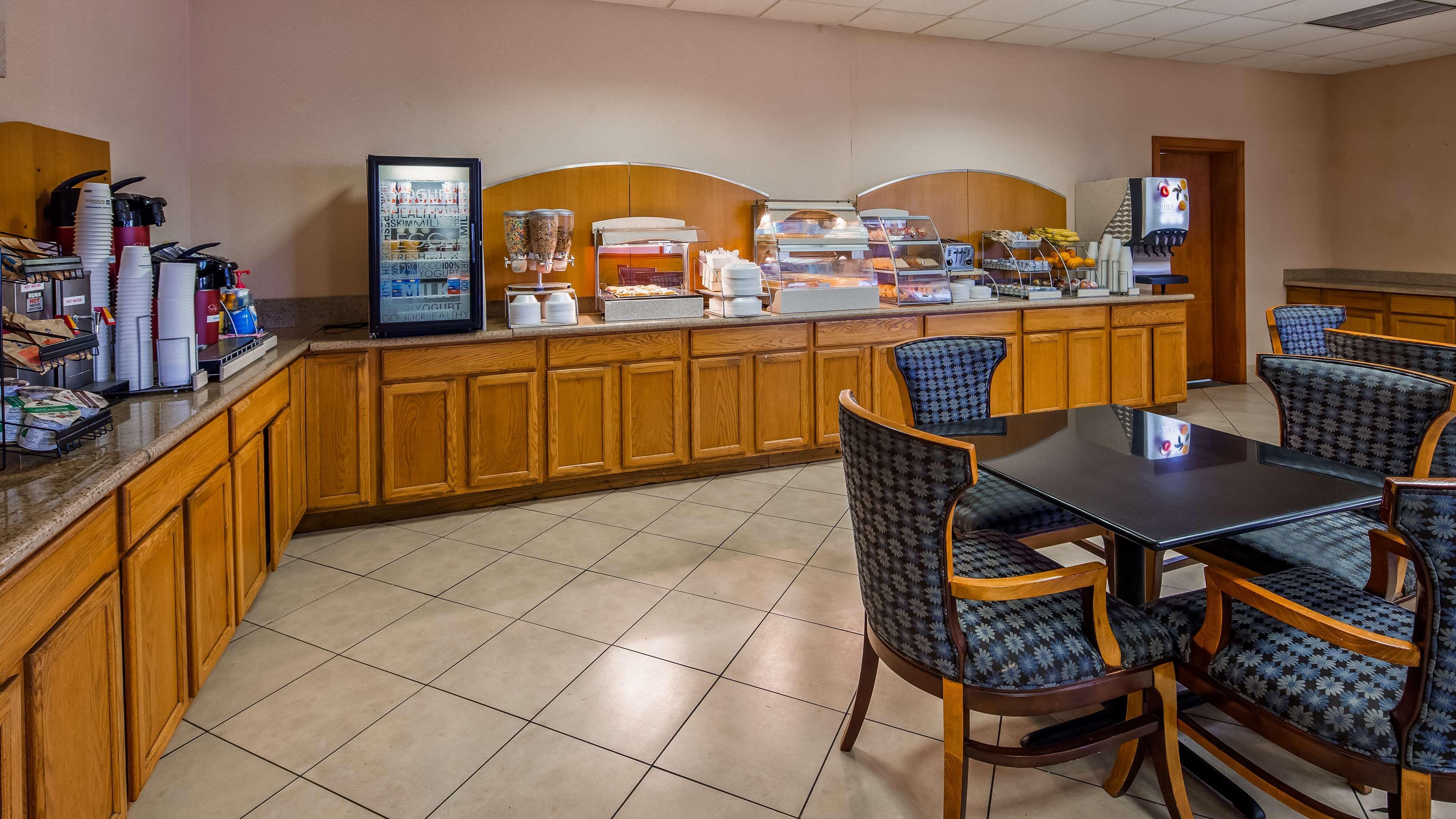 Clarion Pointe Jacksonville Near Camp Lejeune Екстериор снимка