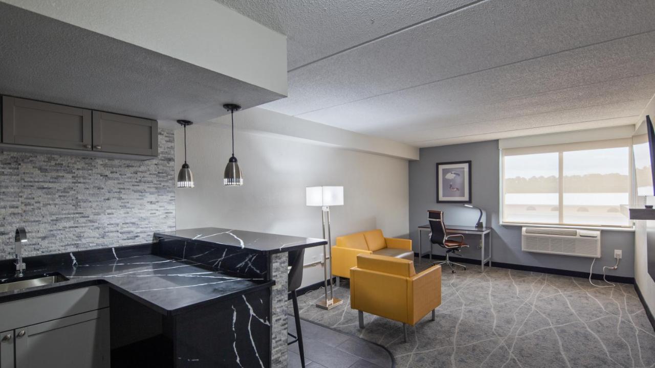 Clarion Pointe Jacksonville Near Camp Lejeune Екстериор снимка