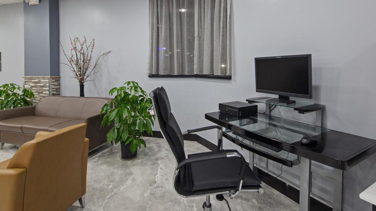 Clarion Pointe Jacksonville Near Camp Lejeune Екстериор снимка