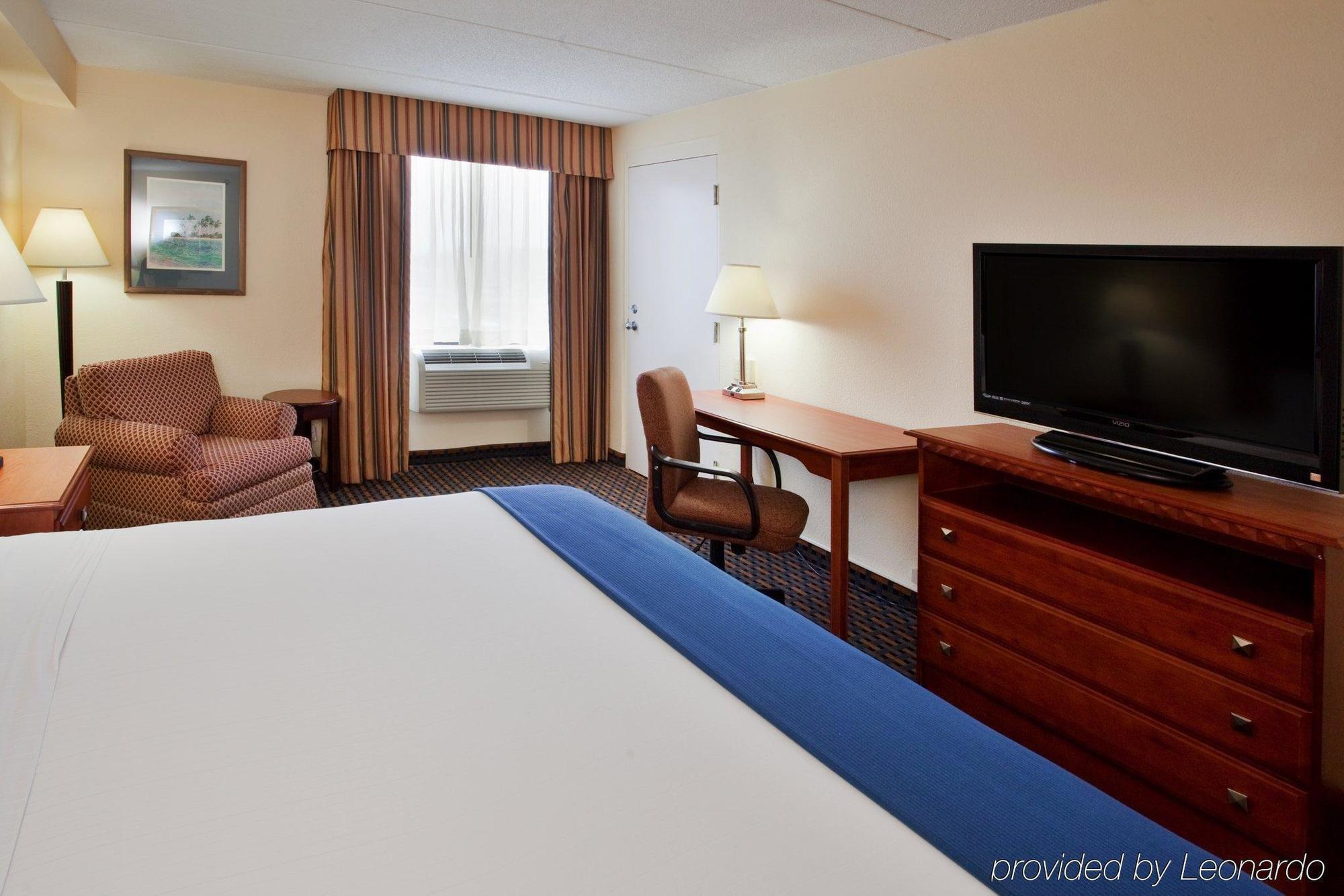 Clarion Pointe Jacksonville Near Camp Lejeune Екстериор снимка