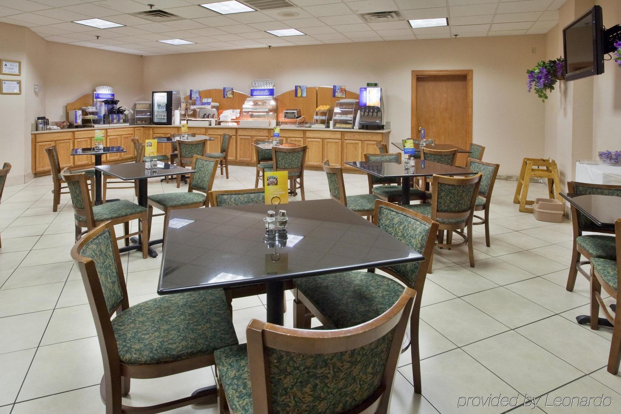 Clarion Pointe Jacksonville Near Camp Lejeune Ресторант снимка