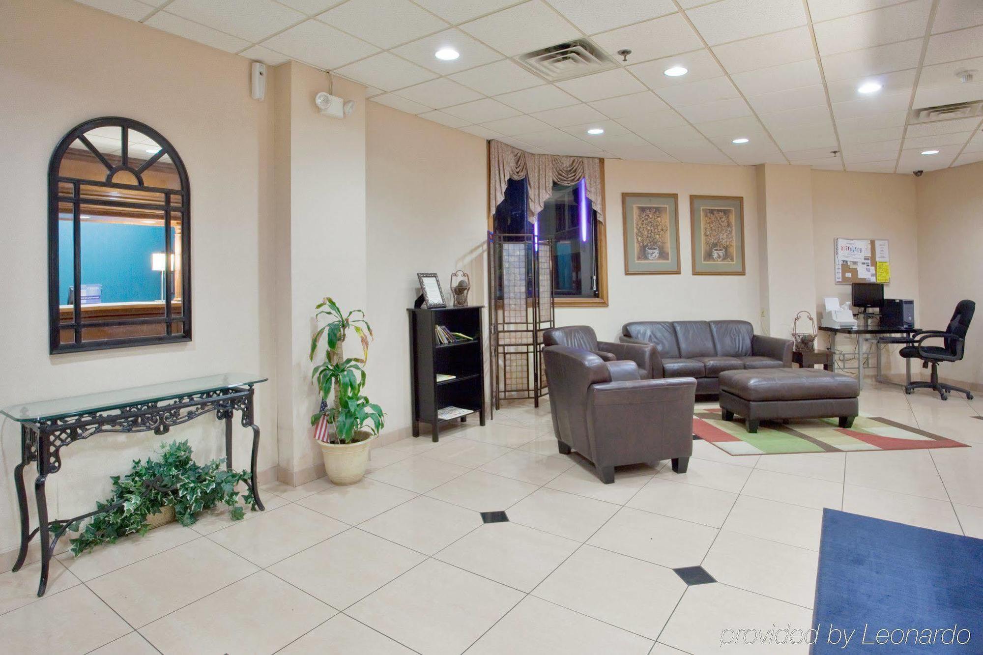 Clarion Pointe Jacksonville Near Camp Lejeune Интериор снимка
